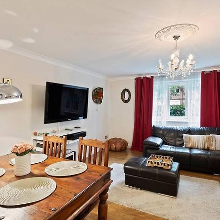 Beautiful And Cosy 2 Bedroom Flat Londra Dış mekan fotoğraf