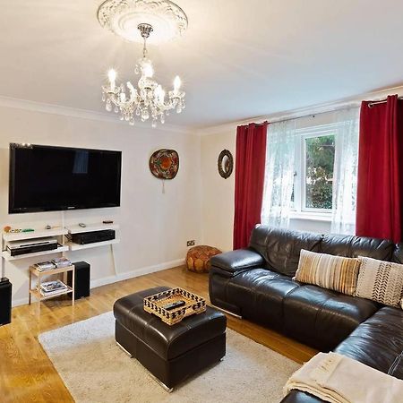 Beautiful And Cosy 2 Bedroom Flat Londra Dış mekan fotoğraf