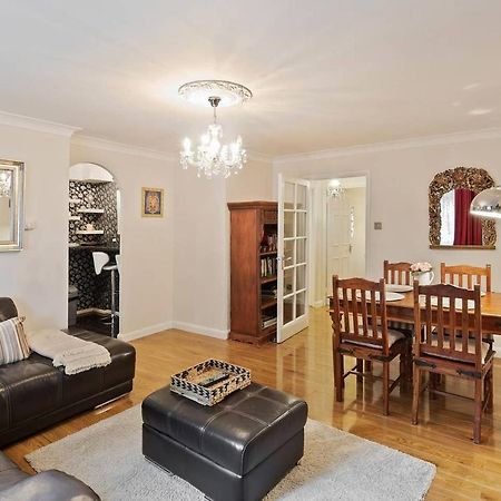 Beautiful And Cosy 2 Bedroom Flat Londra Dış mekan fotoğraf