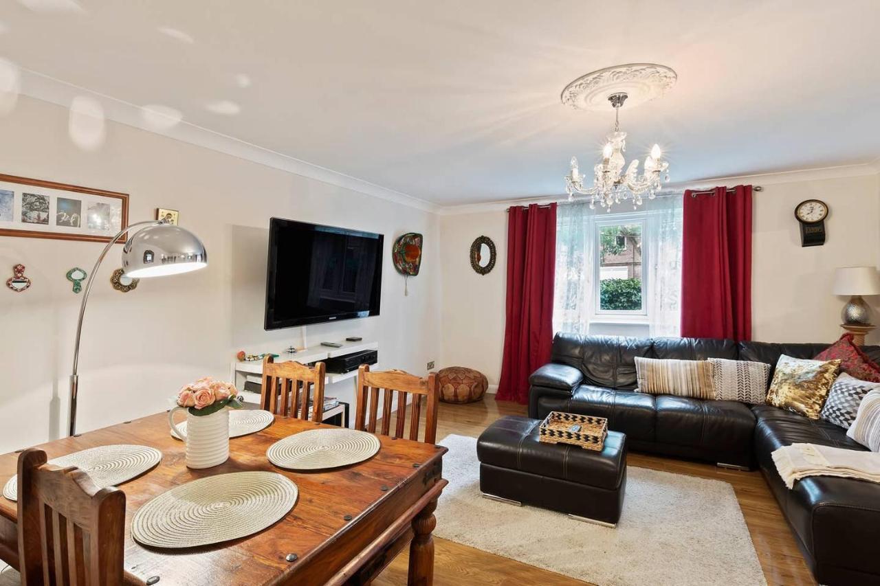 Beautiful And Cosy 2 Bedroom Flat Londra Dış mekan fotoğraf
