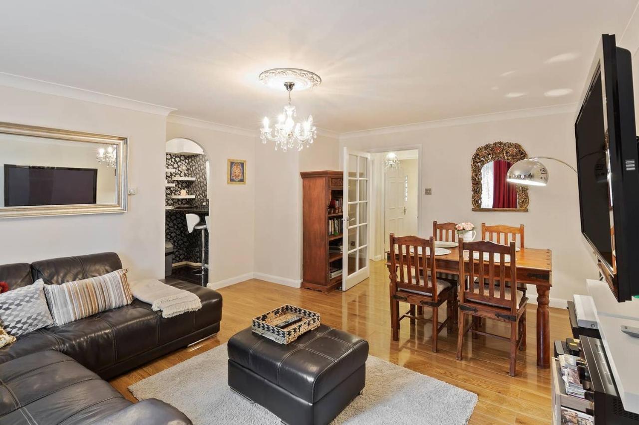 Beautiful And Cosy 2 Bedroom Flat Londra Dış mekan fotoğraf